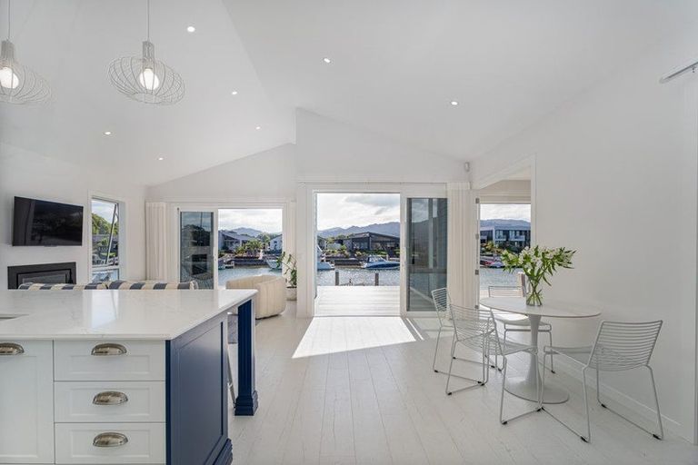 Photo of property in 17 Waitotara Way, Whitianga, 3510