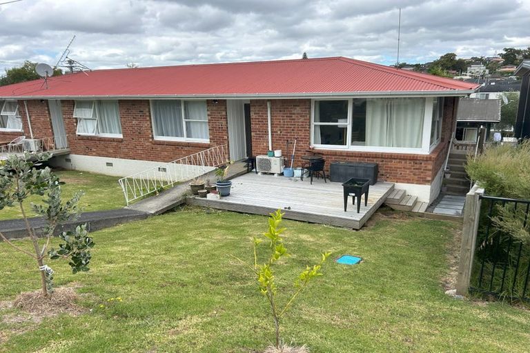 Photo of property in 2/19 Sudan Avenue, Milford, Auckland, 0620