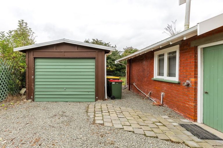 Photo of property in 44 Harris Street, Waimate, 7924