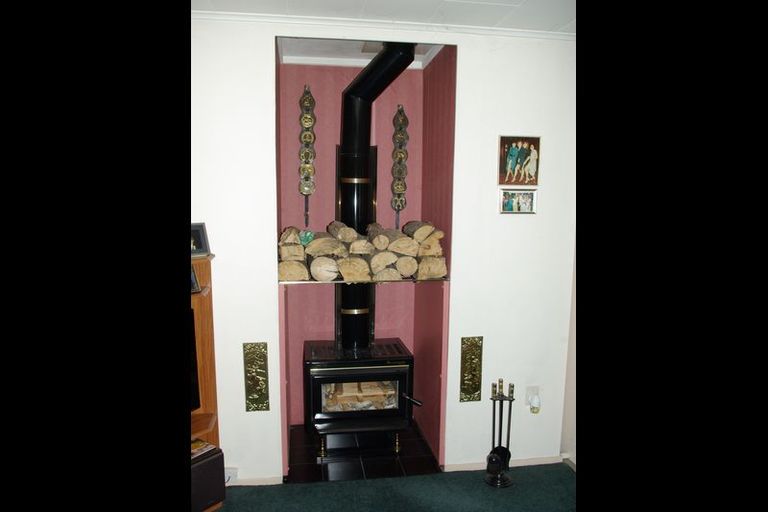 Photo of property in 2/60 Kinloch Road, Kinloch, Taupo, 3377