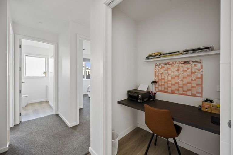 Photo of property in 4 Ruapehu Road, Poraiti, Napier, 4112