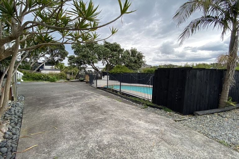 Photo of property in 6 Fishermans Cove, Army Bay, Whangaparaoa, 0930