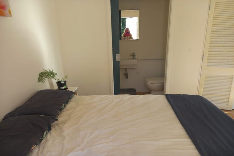 Photo of property in 1/49 Albert Road, Devonport, Auckland, 0624