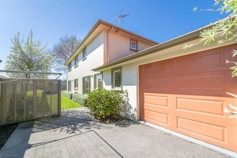 Photo of property in 119a Clyde Road, Ilam, Christchurch, 8041