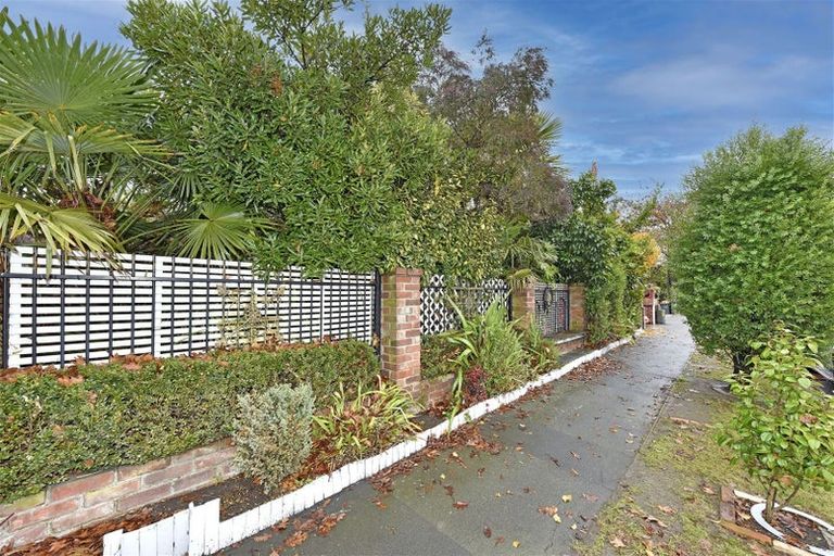 Photo of property in 157 Yaldhurst Road, Sockburn, Christchurch, 8042