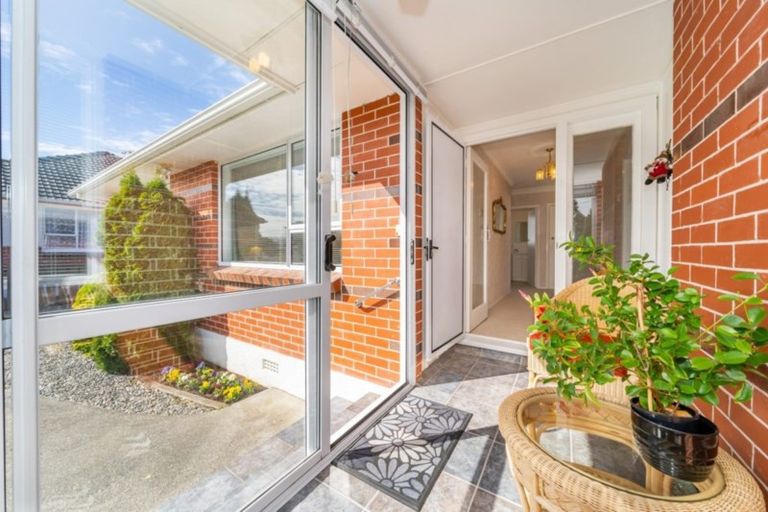 Photo of property in 5 Te Puni Grove, Elderslea, Upper Hutt, 5018