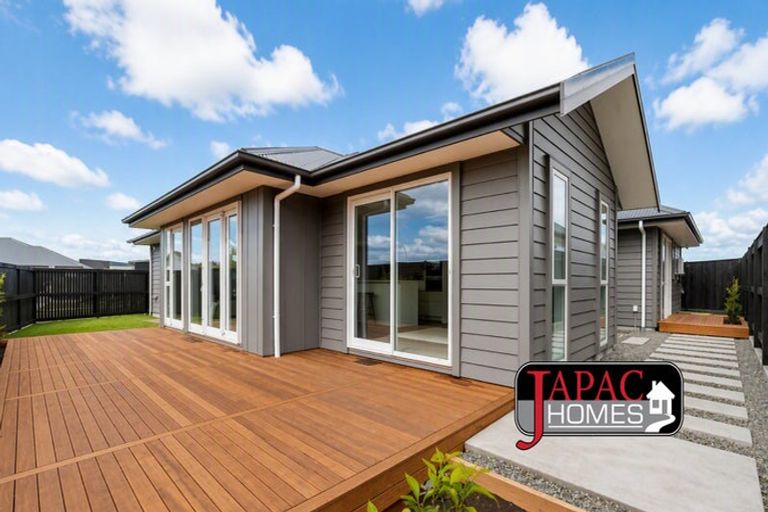 Photo of property in 109 Freedom Drive, Kelvin Grove, Palmerston North, 4470