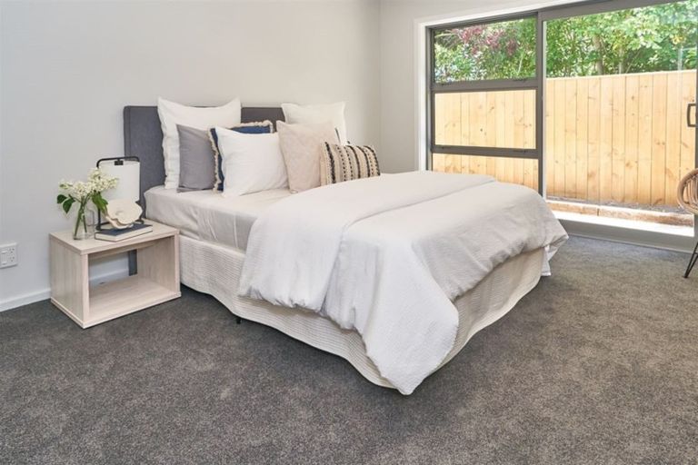 Photo of property in 5a Woodstock Place, Hokowhitu, Palmerston North, 4410