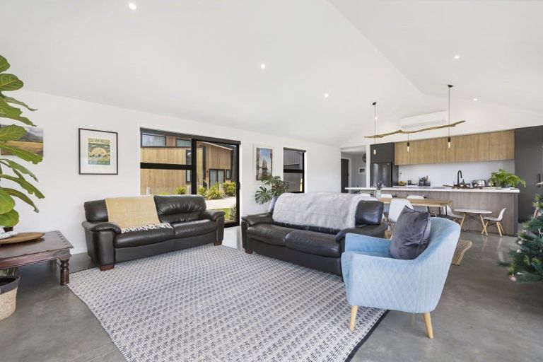 Photo of property in 12 Robrosa Street, Wanaka, 9305