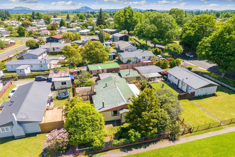 Photo of property in 47 Te Rangitautahanga Road, Turangi, 3334