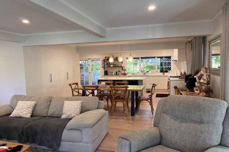 Photo of property in 117 Porritt Avenue, Chatswood, Auckland, 0626