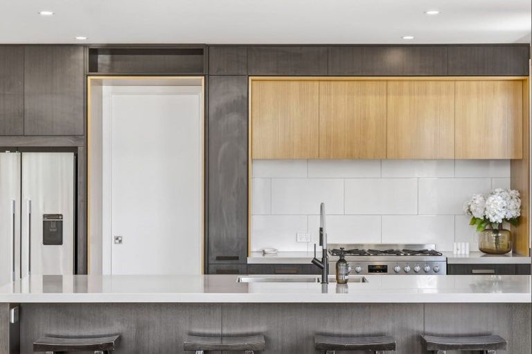 Photo of property in 22 Robrosa Street, Wanaka, 9305