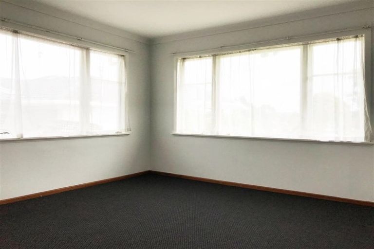 Photo of property in 183 Rathgar Road, Henderson, Auckland, 0610