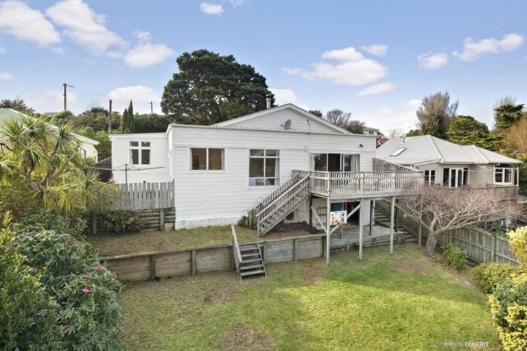 Photo of property in 7 Nevay Road, Miramar, Wellington, 6022