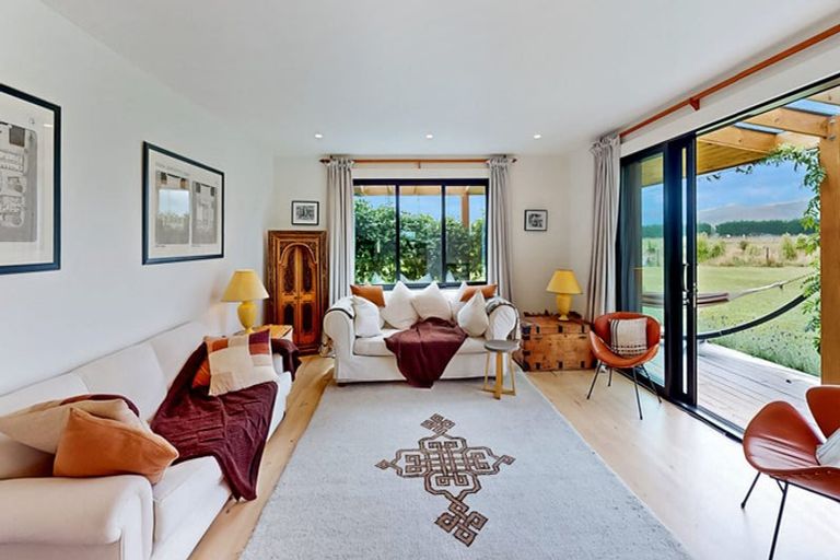 Photo of property in 50 Catley Road, Te Horo, Otaki, 5582