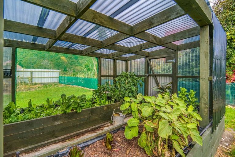 Photo of property in 25a Main Road, Hector, 7822