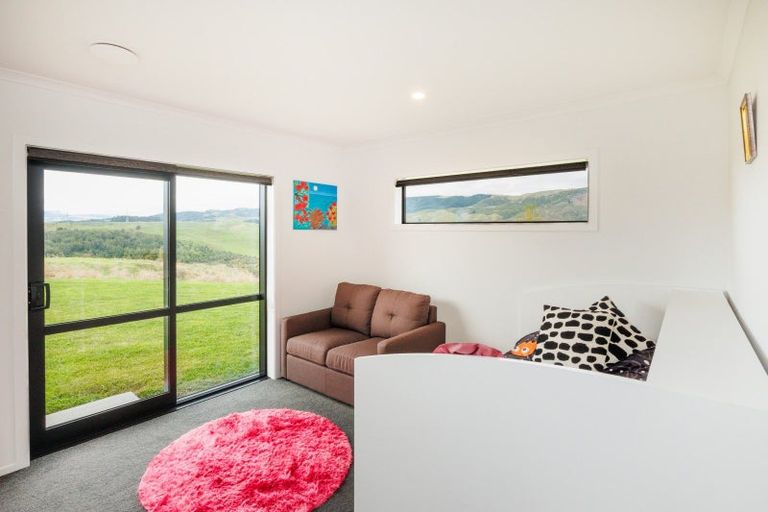 Photo of property in 172 Kingsdale Park Drive, Aokautere, Palmerston North, 4471
