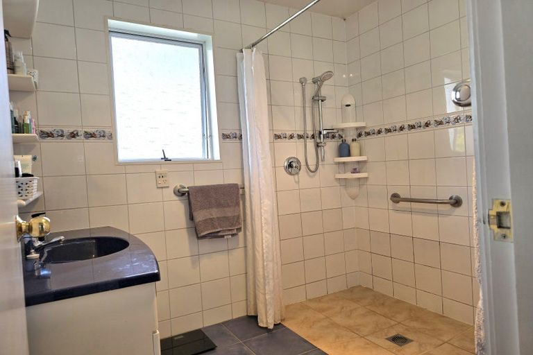 Photo of property in 6 Arundel Place, Springvale, Whanganui, 4501