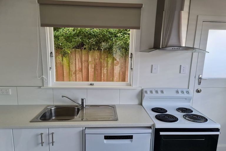 Photo of property in 86 Hills Road, Edgeware, Christchurch, 8013