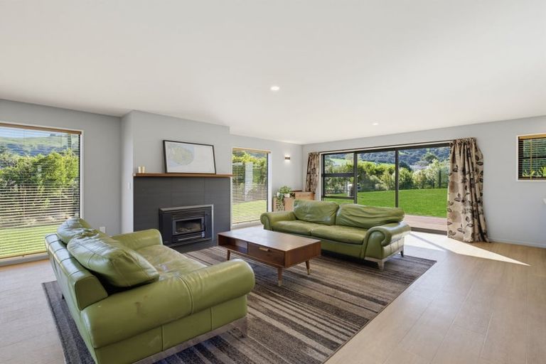 Photo of property in 54 Pawsons Valley Road, Duvauchelle, 7581