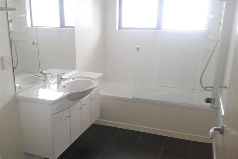 Photo of property in 54 Arahiwi Grove, Tirohanga, Lower Hutt, 5010