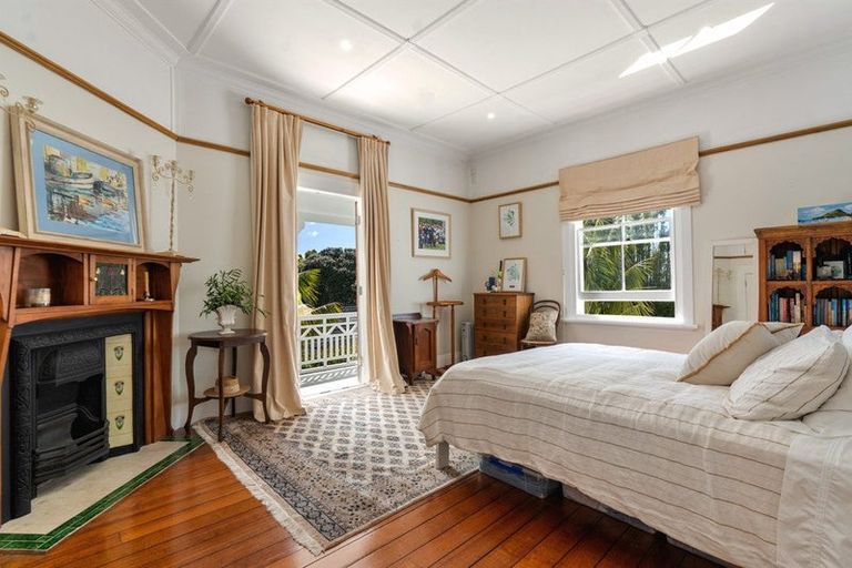 Photo of property in 8 Bayview Road, Hauraki, Auckland, 0622