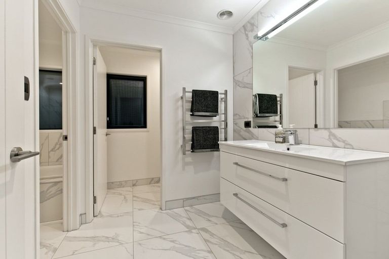 Photo of property in 10 Waimaki Way, Gulf Harbour, Whangaparaoa, 0930