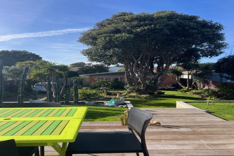 Photo of property in 32 Matai Street, Castlecliff, Whanganui, 4501