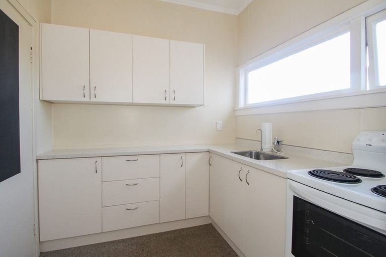 Photo of property in 10 Balmoral Street, Oamaru North, Oamaru, 9400