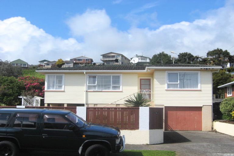 Photo of property in 32 Rosendale Avenue, Spotswood, New Plymouth, 4310