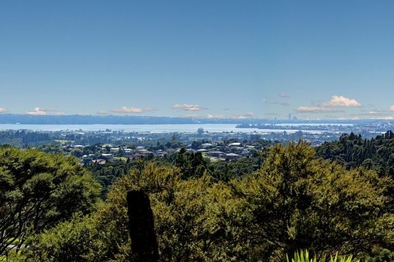 Photo of property in 191 Shaw Road, Oratia, Auckland, 0604