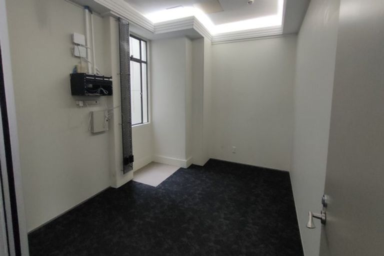 Photo of property in 124 Featherston Street, Palmerston North, 4410