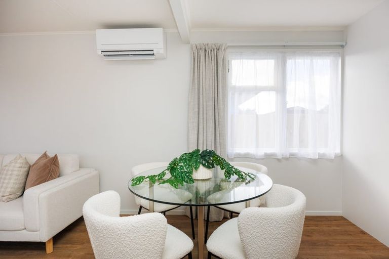 Photo of property in 34 Rhodes Drive, Kelvin Grove, Palmerston North, 4414
