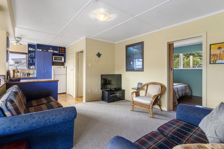 Photo of property in 102 Ruru Street, Whangamata, 3620