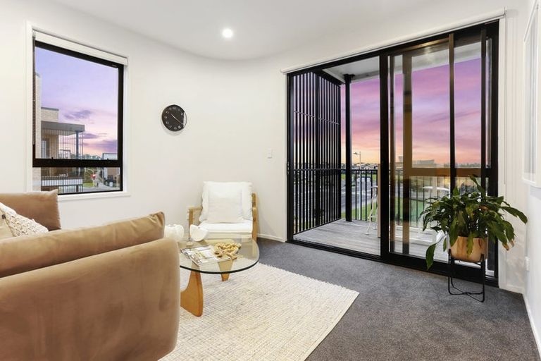 Photo of property in 203/1 Sidney Wallingford Way, Hobsonville, Auckland, 0616