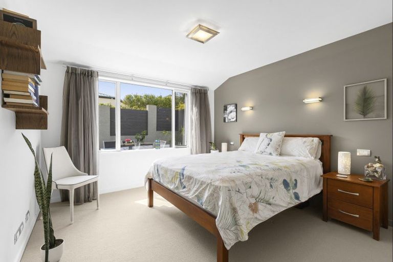 Photo of property in 6 Commodore Place, Britannia Heights, Nelson, 7010