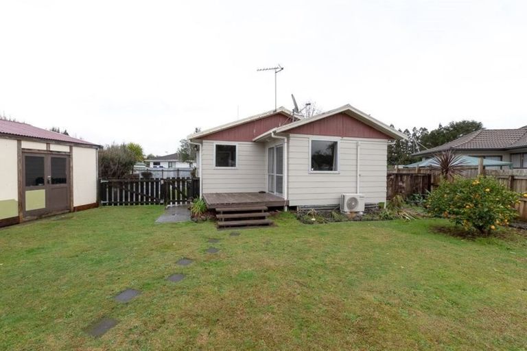 Photo of property in 18 Purcell Place, Melville, Hamilton, 3206