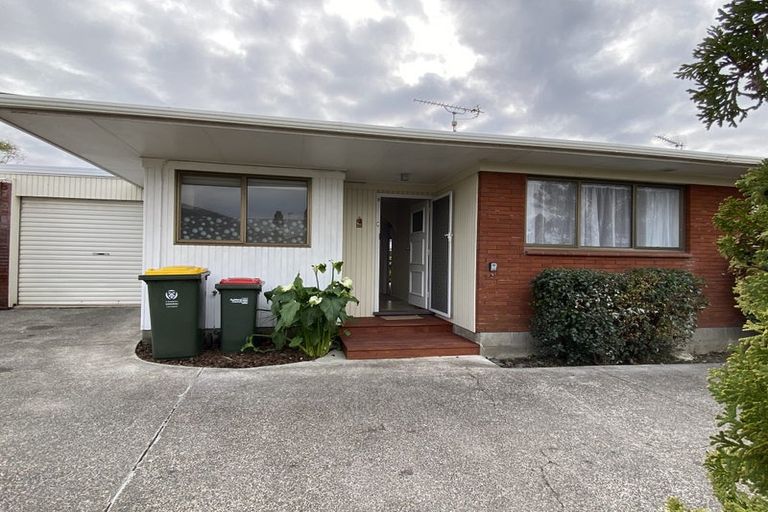 Photo of property in 2/76 Wellington Street, Howick, Auckland, 2014