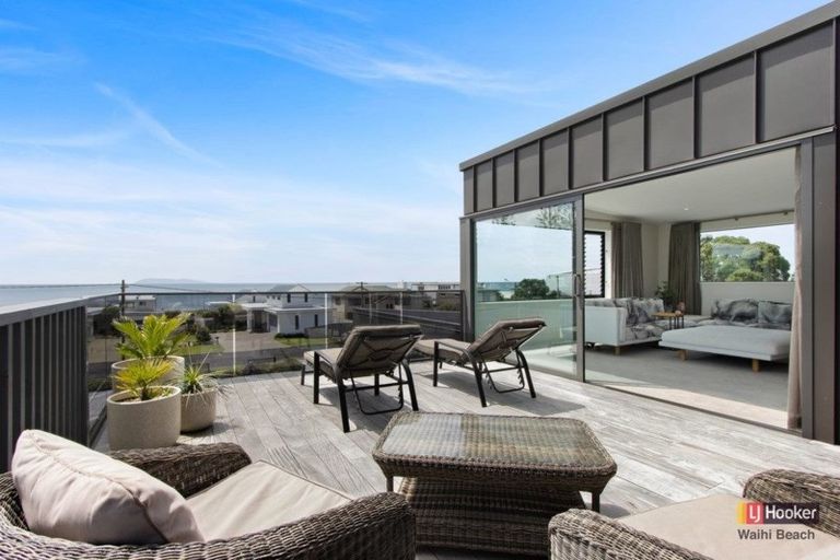 Photo of property in 6 Shaw Road, Waihi Beach, 3611