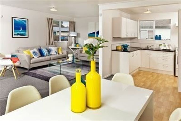 Photo of property in 1/22 Karepo Crescent, Ranui, Auckland, 0612