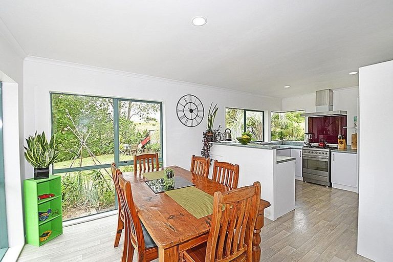 Photo of property in 87 Settlement Road, Kaiwaka, 0573