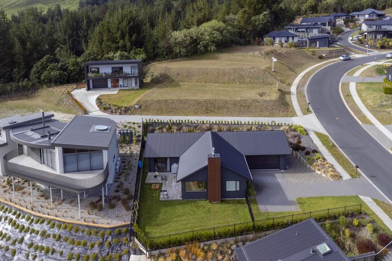 Photo of property in 35 Kittyhawk Drive, Kinloch, Taupo, 3377