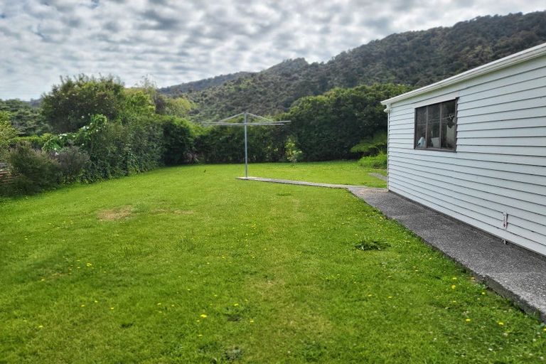 Photo of property in 9 Wickes Street, Cobden, Greymouth, 7802