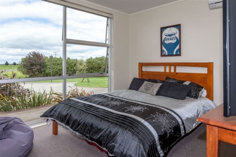 Photo of property in 10 Kirikiri Road West, Kopu, Thames, 3578