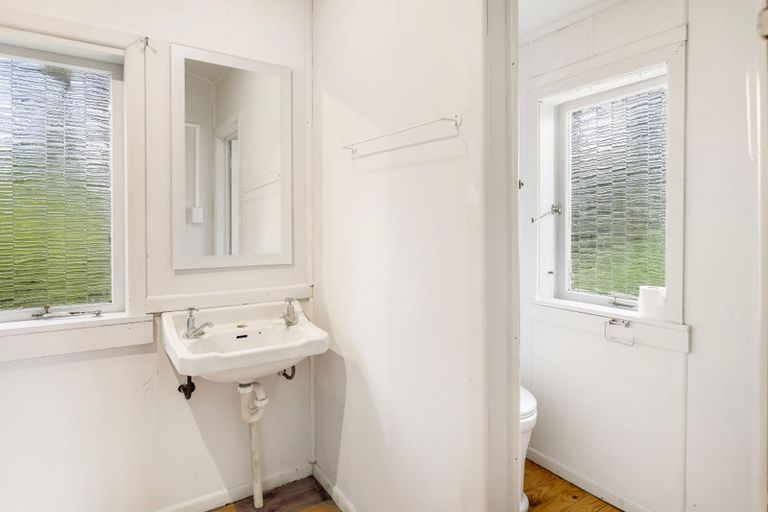 Photo of property in 37 Camp Road, Coroglen, Whitianga, 3591