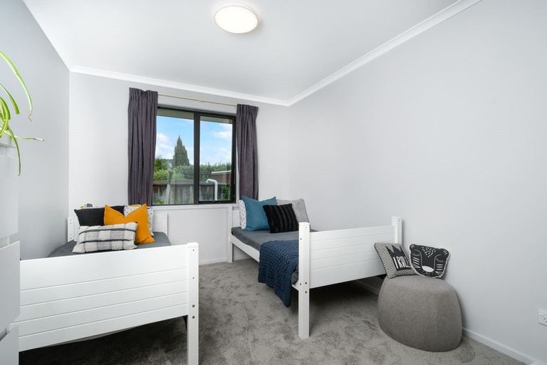 Photo of property in 5 Gavinike Place, Waimauku, 0812