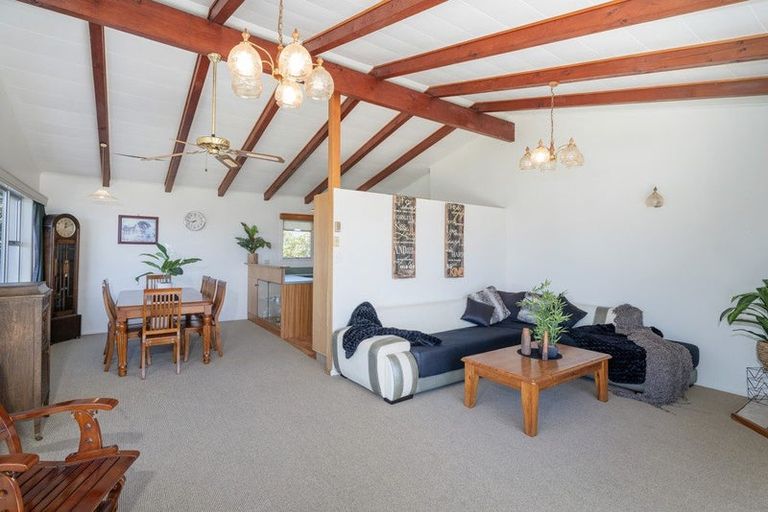 Photo of property in 44 Tairua Heights, Tairua, 3508