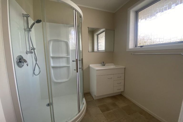Photo of property in 124b Govett Avenue, Frankleigh Park, New Plymouth, 4310