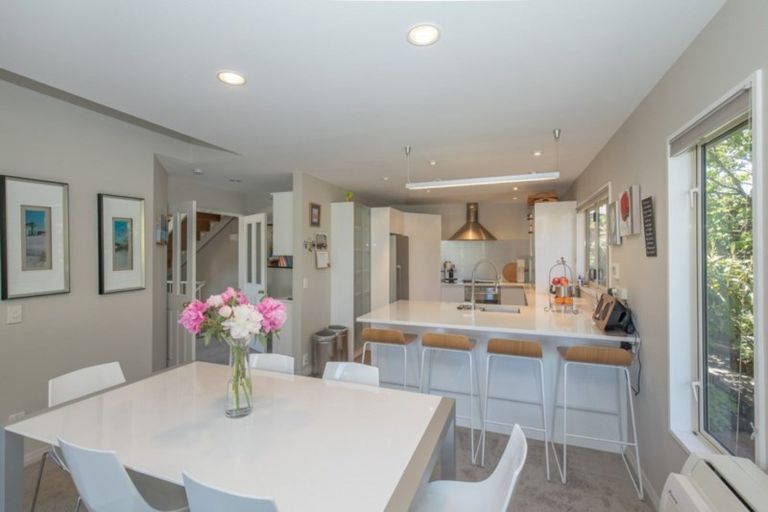 Photo of property in 10 Mulberry Lane, Wanaka, 9305