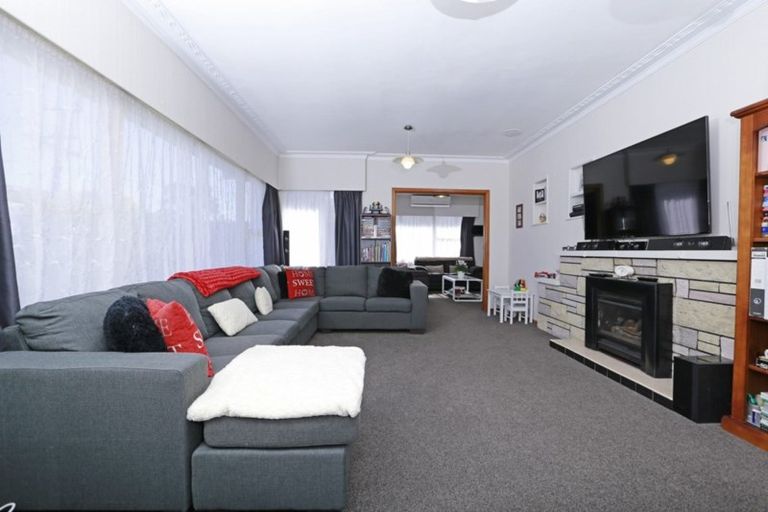 Photo of property in 4a Heath Street, St Andrews, Hamilton, 3200